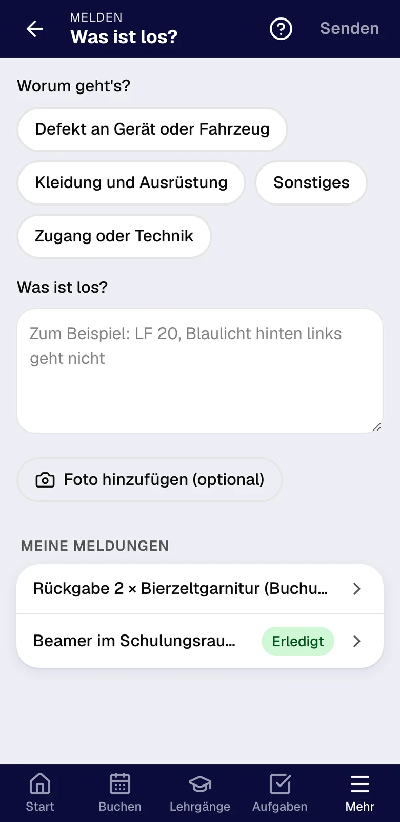 Formular Melden mit Auswahl Defekt an Gerät oder Fahrzeug, Textfeld und Foto hinzufügen